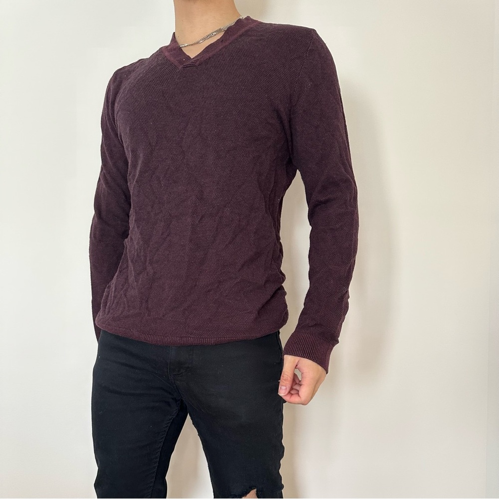 RW & Co V-Neck Knit Shirt